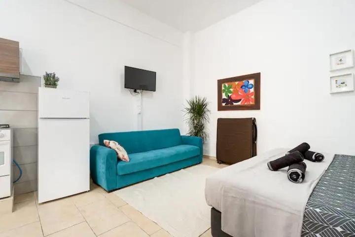 Cozy And Traditional - Ec Studios Larnaca Exterior photo